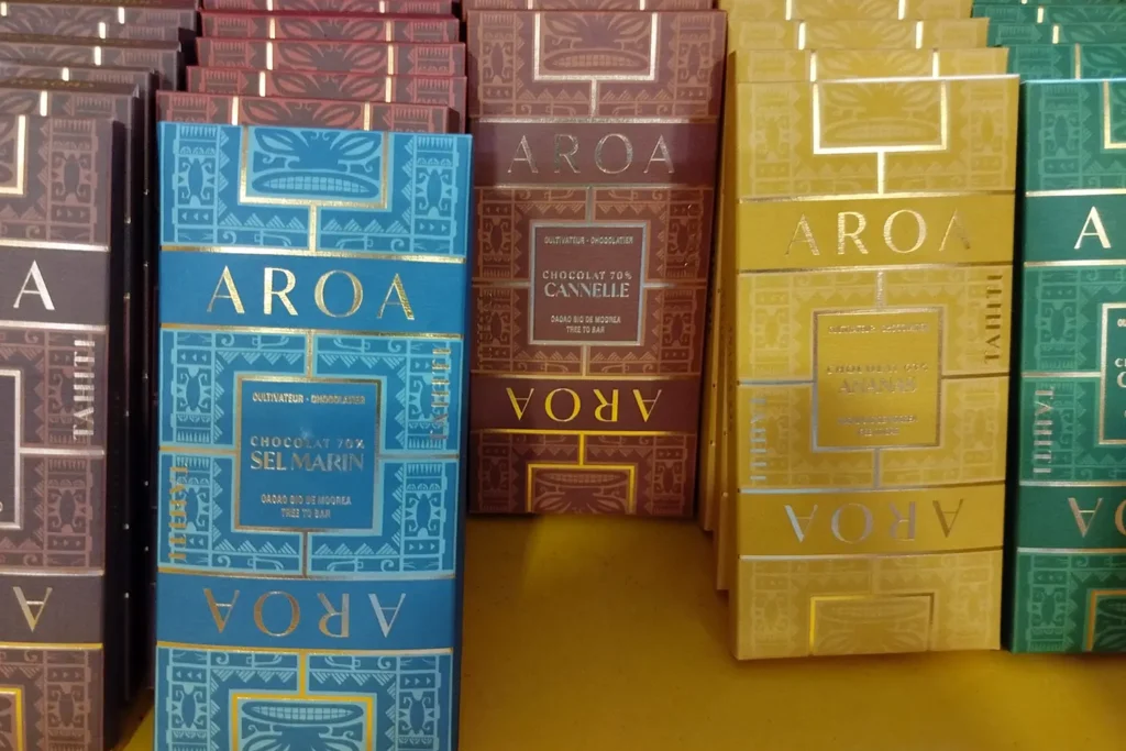 Tablettes de chocolat de la marque Aroa, chocolaterie de Moorea