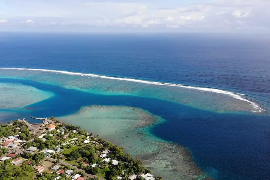 magic-mountain-panorama-lagoon-view