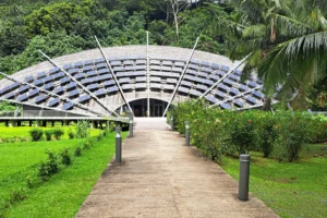 moorea-fare-natura-museum-guided-island-tour